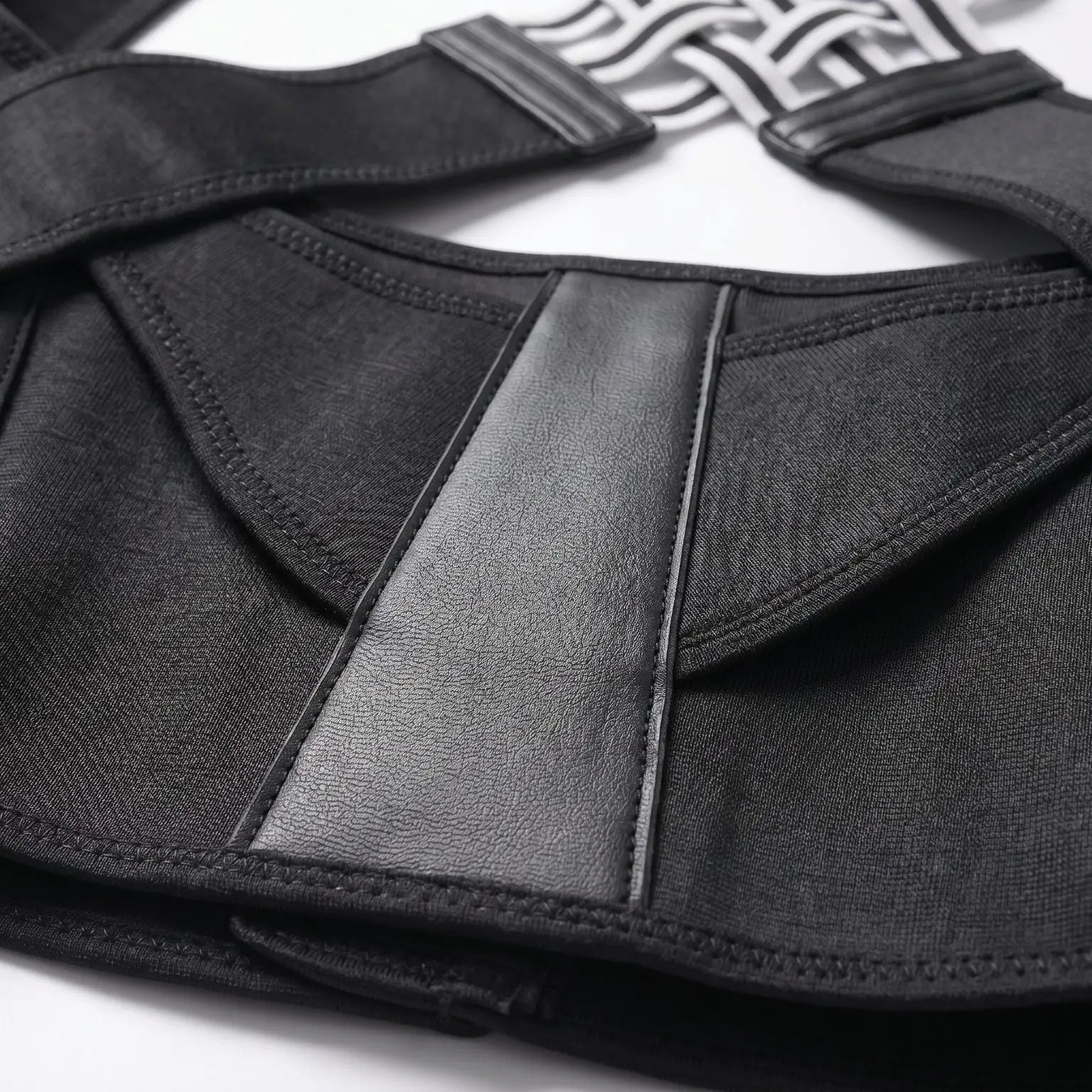 Strap and panel detail on black back support belt. black-exo1 black-exo2 black-exo3 black-exo4 black-exo5 black-exo6